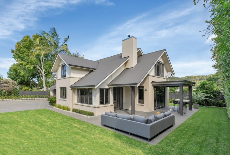 98B Western Hills Drive, Kensington, Whangārei - Carousel 1