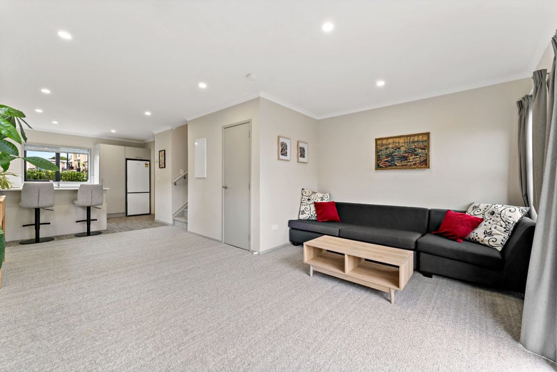 66 Tuaiwi Street, Manukau, Auckland - Carousel 2