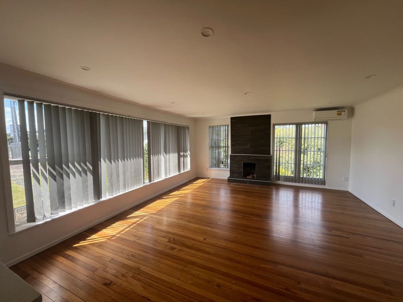 2 Glengarry Road, Glen Eden, Waitakere City, Auckland - Carousel 2