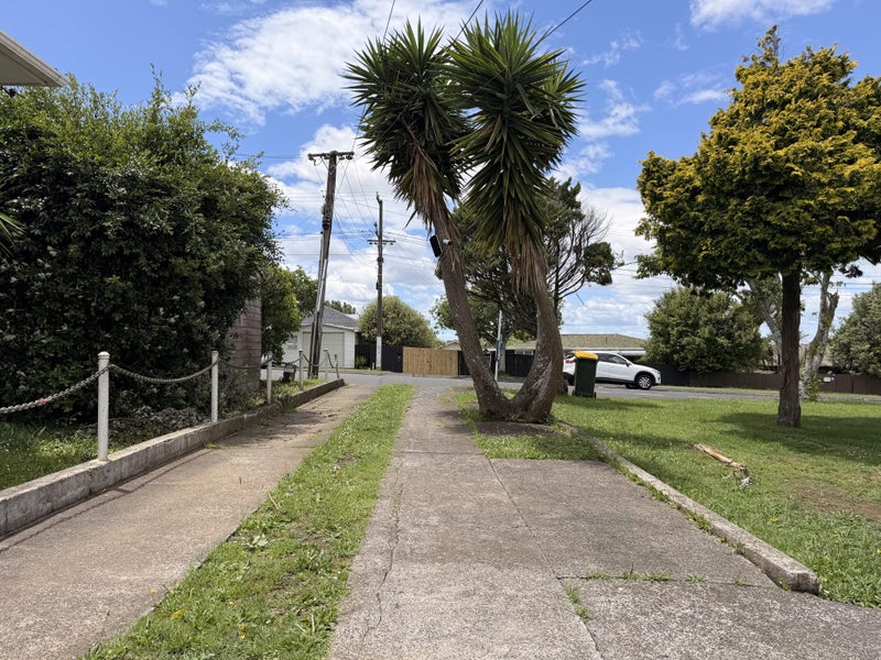 73 Commissariat Road, Mount Wellington, Auckland - Carousel 16