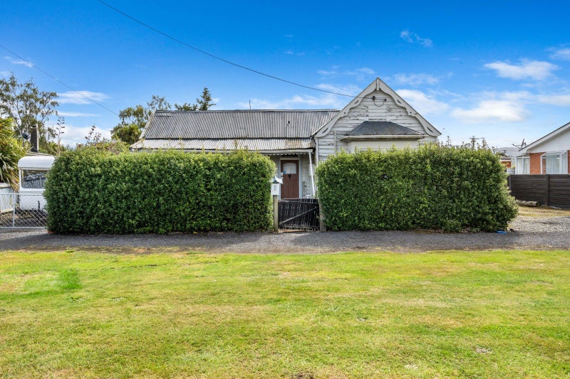 8 High Street, Milton - Carousel 1