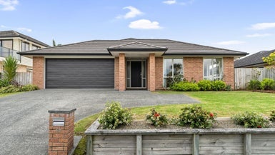 36 Key West Drive, One Tree Point - Carousel 1