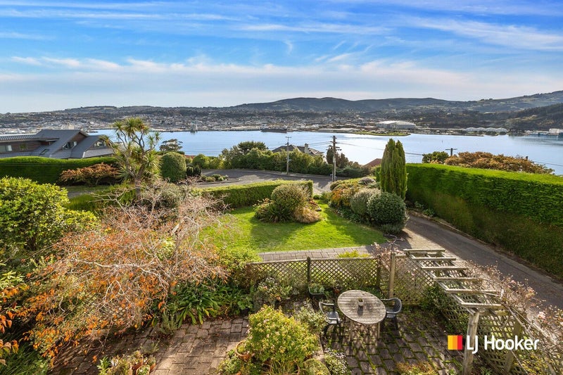 11 Dunrobin Street, Waverley, Dunedin - Carousel 2