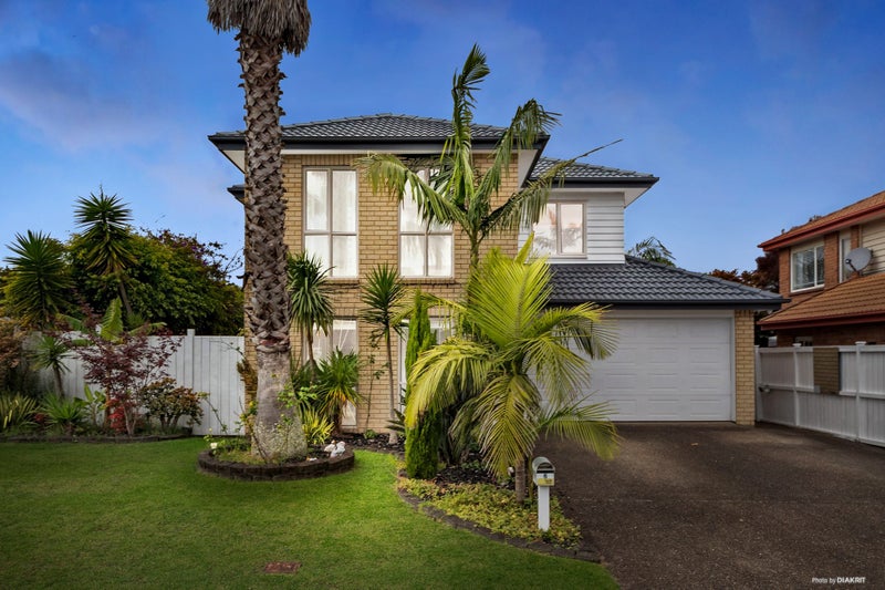 2 Baltersan Drive, Flat Bush, Auckland - Carousel 1