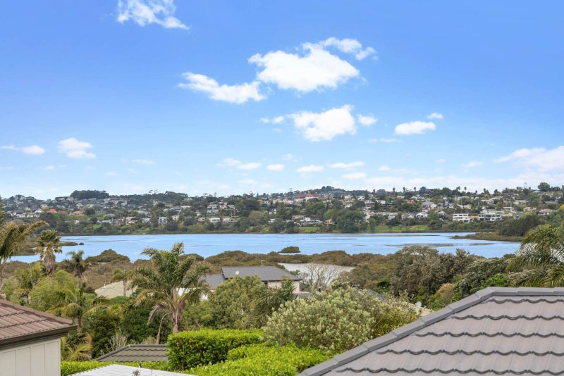 109 Tauranga Place, Orewa, Orewa - Carousel 1