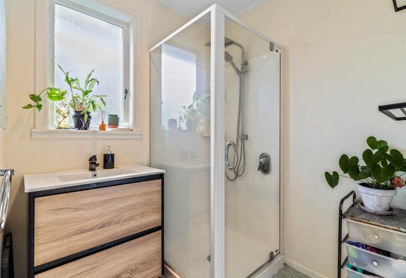 14B Connell Street, Blockhouse Bay, Auckland - Carousel 11