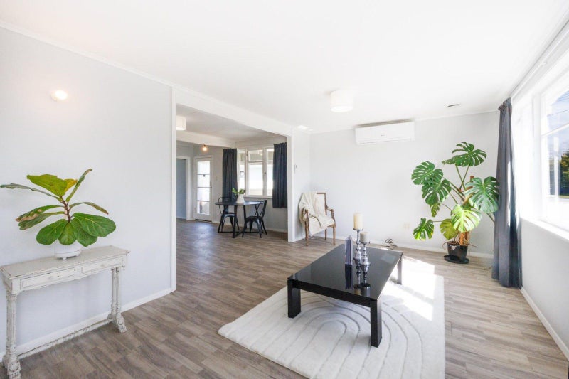 11 Elizabeth Street, Feilding, Feilding - Carousel 2