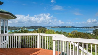 8 Sunset Parade, Whangarei - Carousel 1