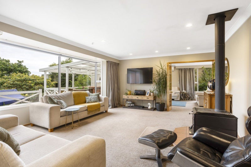 3 Dee Street, Kinmont Park, Mosgiel - Carousel 2