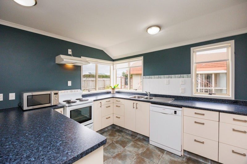 9 Foxtail Fern, Kelvin Grove, Palmerston North - Carousel 2