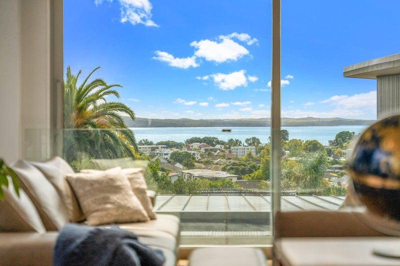 96B Kurahaupo Street, Orakei, Auckland - Carousel 1