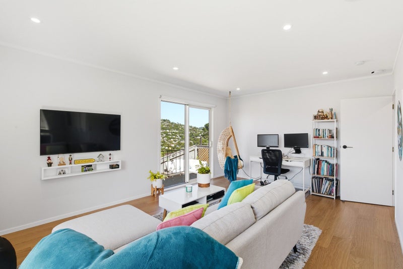 65 Chartwell Drive, Crofton Downs, Wellington - Carousel 2