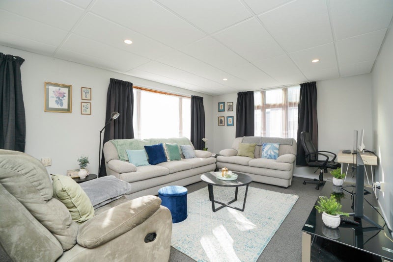 8 Robertson Street, Woodlands, Invercargill - Carousel 2