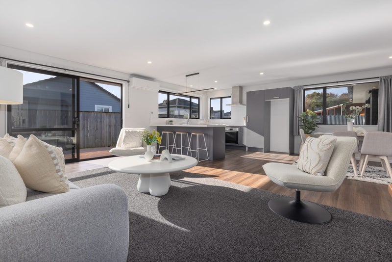 21A Victoria Street, Levin - Carousel 1