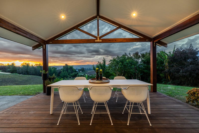 10 Quarry Ridge, Poraiti, Napier - Carousel 1