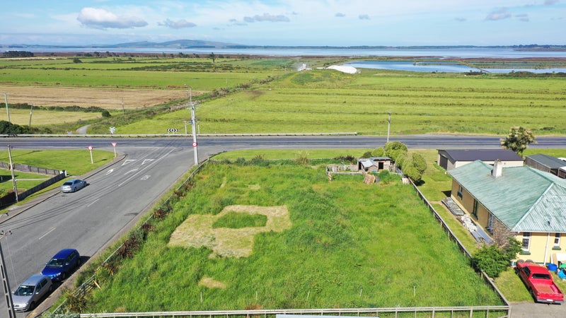 2 Avon Road, Clifton, Invercargill - Carousel 1