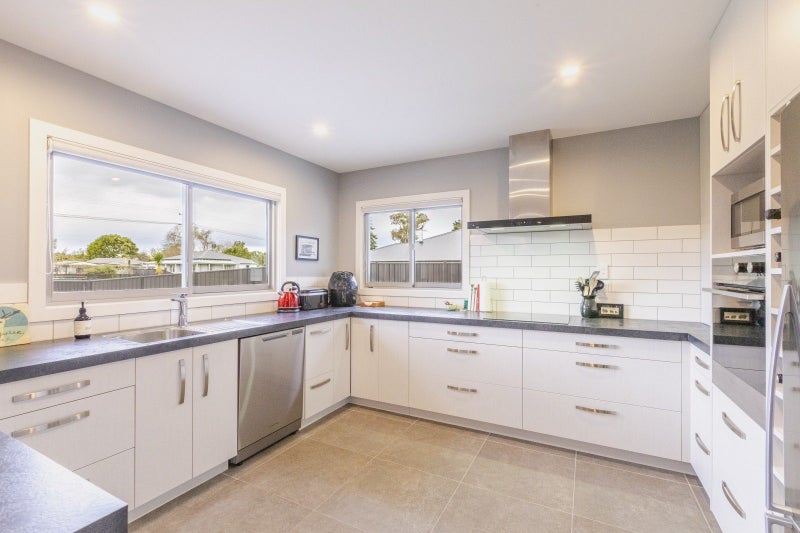 24 Dee Street, Otane - Carousel 2