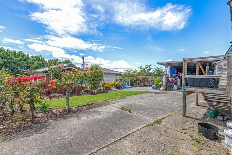 1061 Halcombe Road, Feilding - Carousel 19