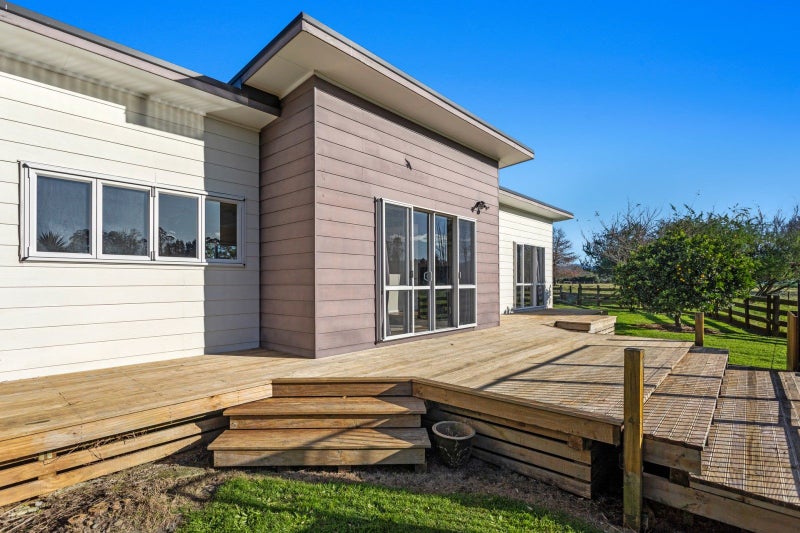 2569 State Highway 30, Otakiri, Whakatane - Carousel 1
