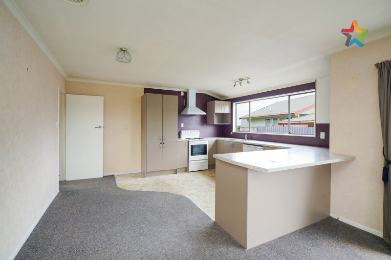 22 Avon Place, Clifton, Invercargill - Carousel 2