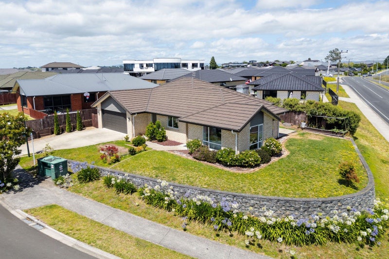 2 Jack Rise, Grandview Heights, Hamilton - Carousel 1