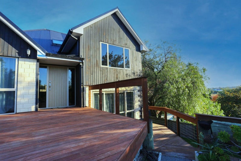 16A Hackthorne Road, Cashmere, Christchurch - Carousel 17