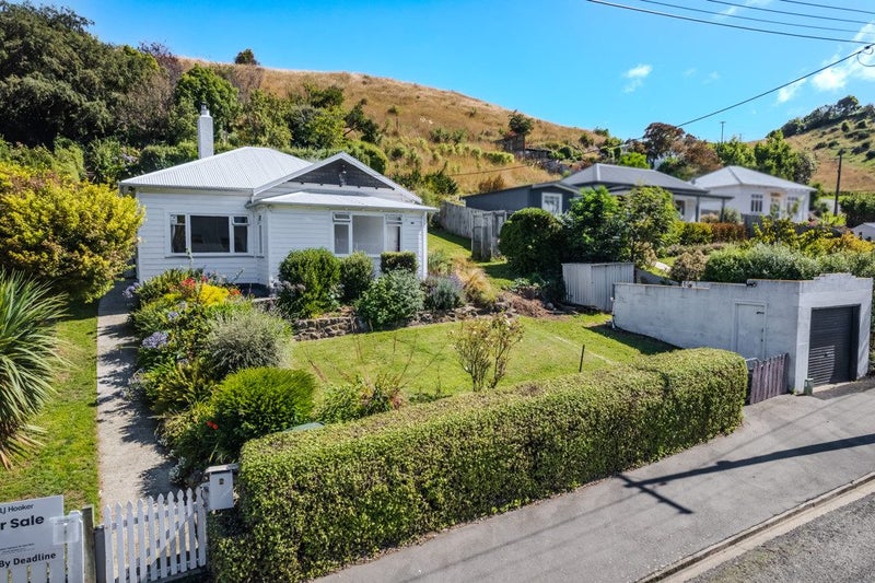 8 Derwent Street, Oamaru, Oamaru - Carousel 2