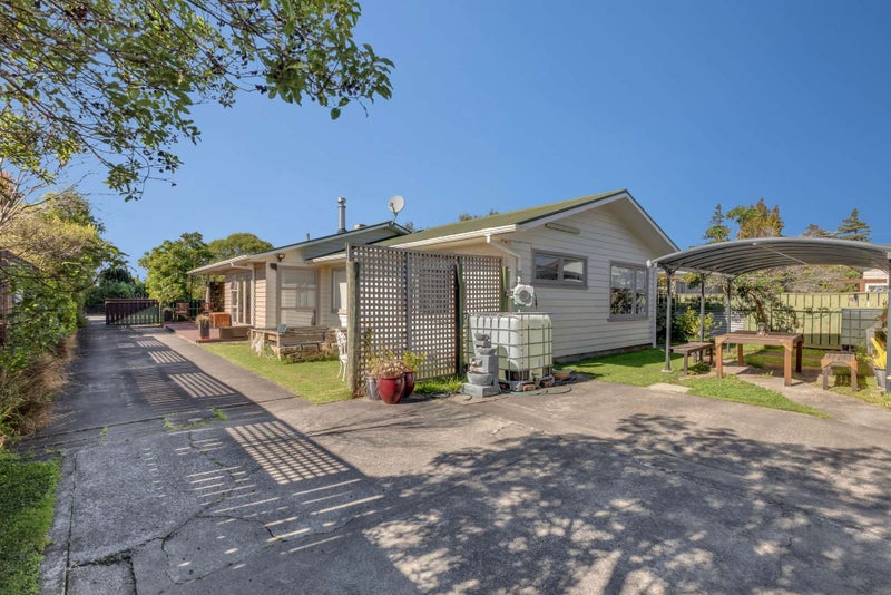 16 Maunder Street, Marton - Carousel 28