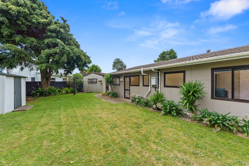 24 Norfolk Crescent, Otaki Beach, Otaki - Carousel 2