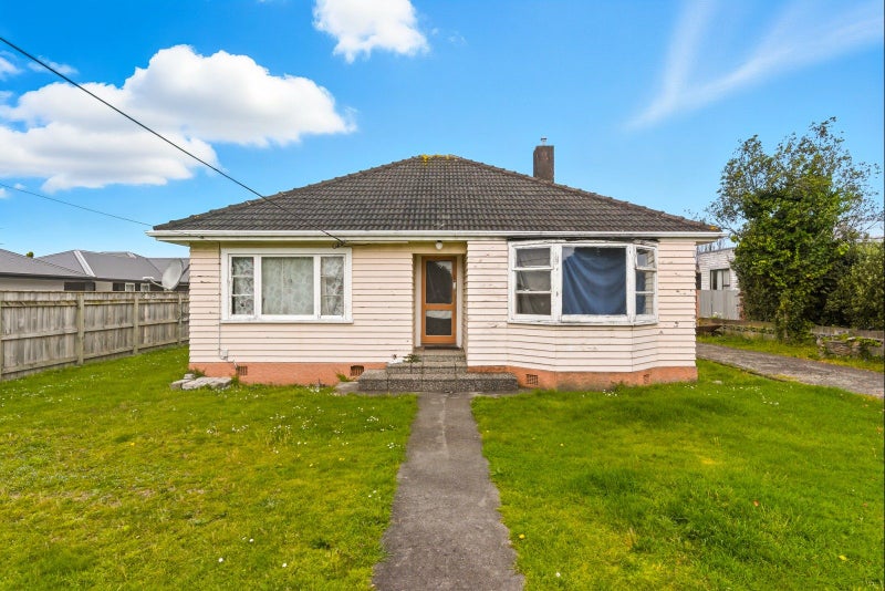 21 McKenzie Street, Levin, Levin - Carousel 11