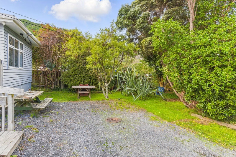 31 Elizabeth Street, Waikanae - Carousel 39