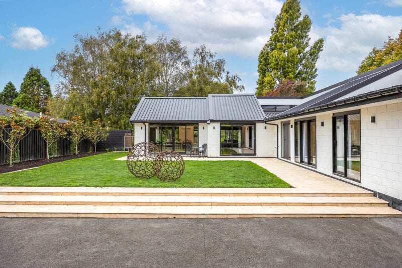 6 Tekapo Place, Opawa, Christchurch - Carousel 2