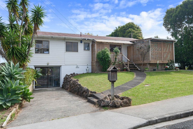 20 Willoughby Avenue, Howick, Auckland - Carousel 1