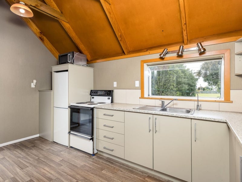20 Princes Street, Waimate, Waimate - Carousel 2