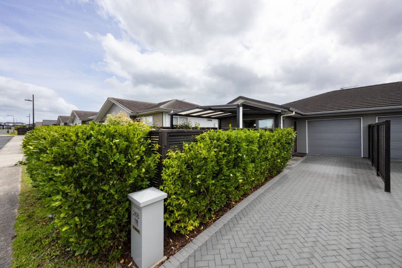 26B Yanicks Crescent, Fitzroy, Hamilton - Carousel 1