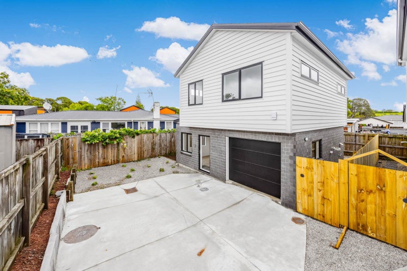 16D Olive Crescent, Papatoetoe, Auckland - Carousel 1
