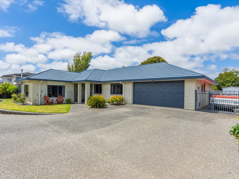 22 Regent Drive, Paraparaumu Beach, Paraparaumu - Carousel 1
