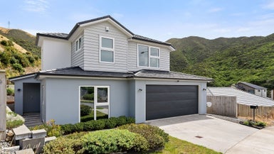 8 Porokaiwhiri Street, Crofton Downs, Wellington - Carousel 1