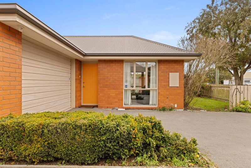 1/31 Tuckers Road, Redwood, Christchurch - Carousel 1