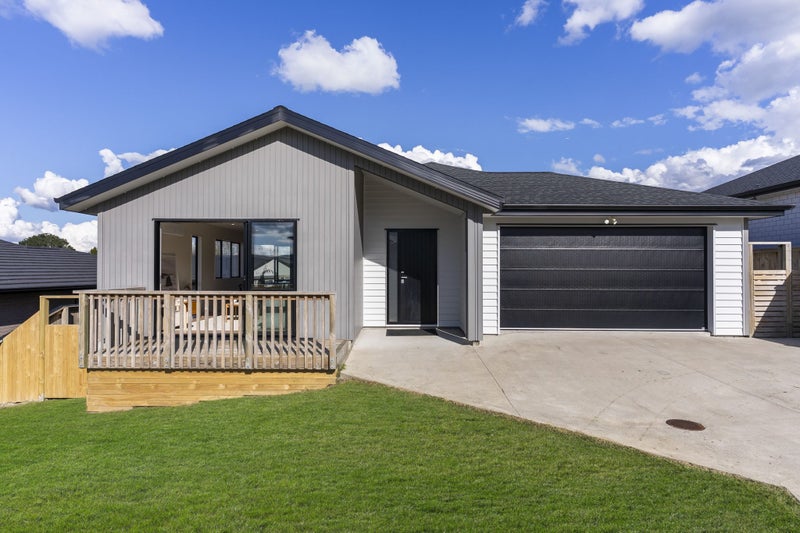 4 Joseph Kokich Avenue, Swanson, Auckland - Carousel 1