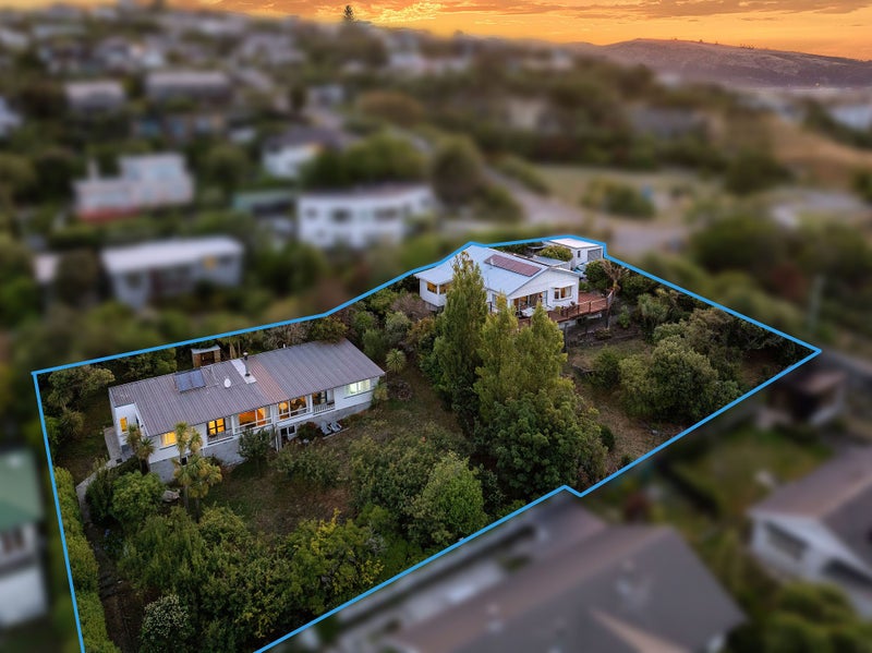 7 Rangatira Terrace, Mount Pleasant, Christchurch - Carousel 1