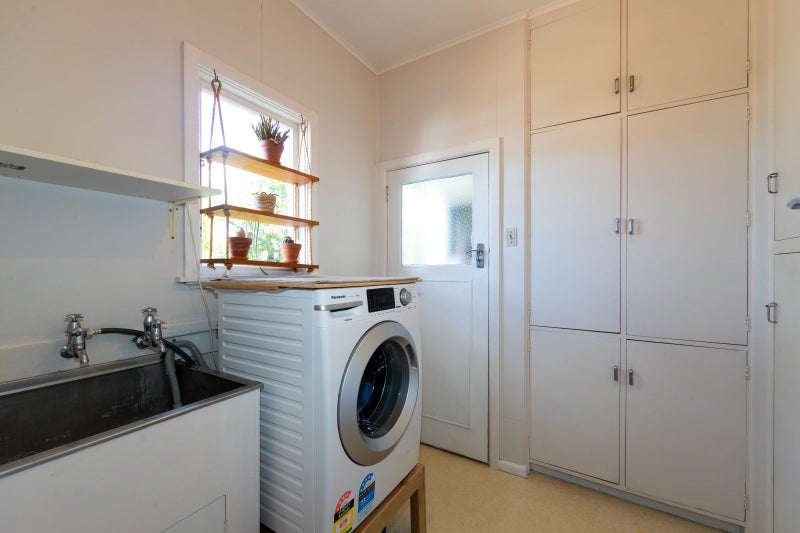 263 Kennedy Road, Onekawa, Napier - Carousel 34