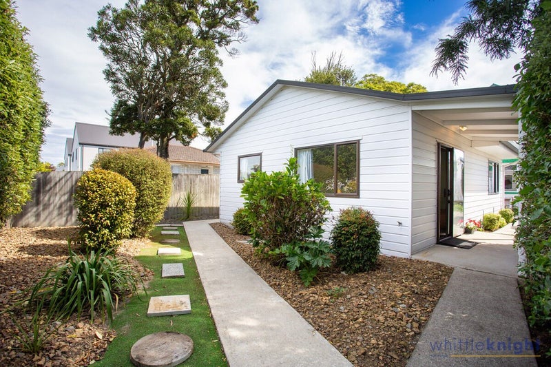 2/85 Mandeville Street, Riccarton, Christchurch - Carousel 1