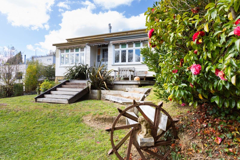 34 Victoria Avenue, Dannevirke, Dannevirke - Carousel 2