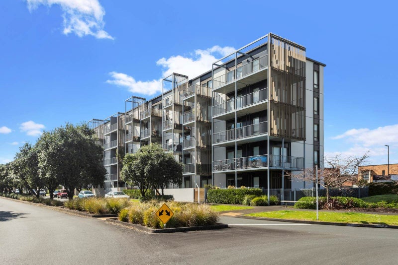 202/4 Bluegrey Avenue, Stonefields, Auckland - Carousel 1