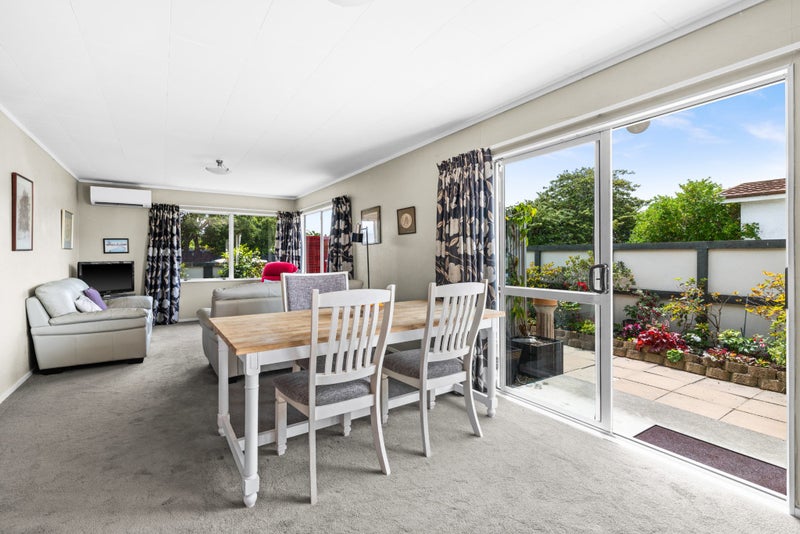 1/84 KING ST, TARADALE, NAPIER - Carousel 2