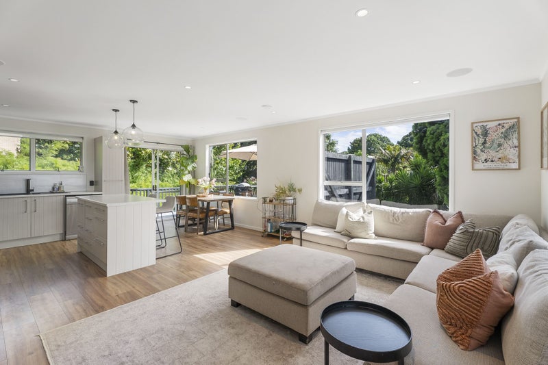 2/22 Sherie Place, Howick, Auckland - Carousel 2