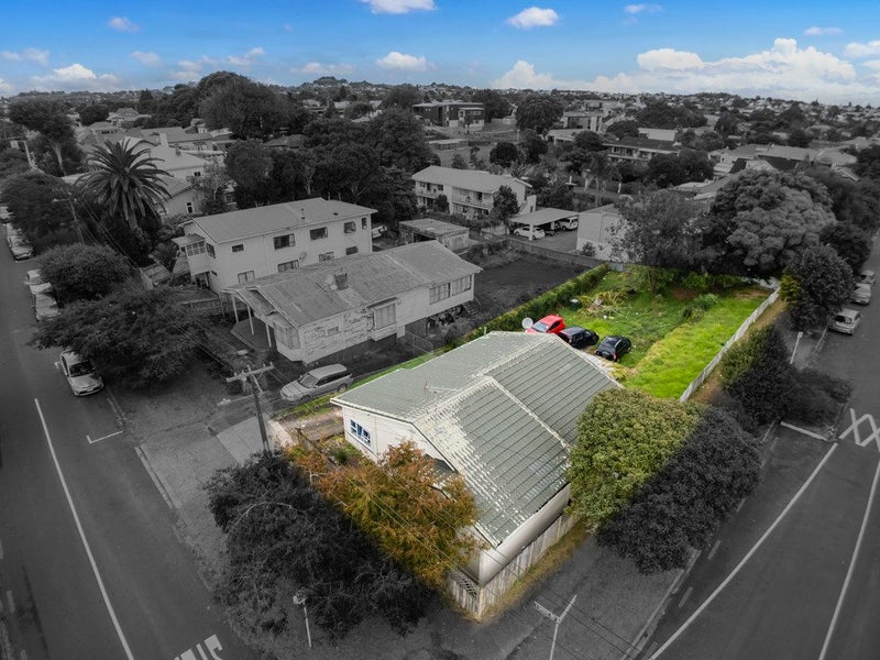 30 Grove Road, Sandringham, Auckland - Carousel 1