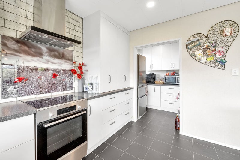 12 Lewis Street, Gore, Gore - Carousel 2