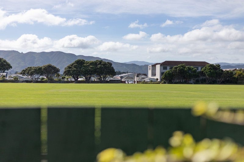 48C Britannia Street, Petone, Lower Hutt - Carousel 18